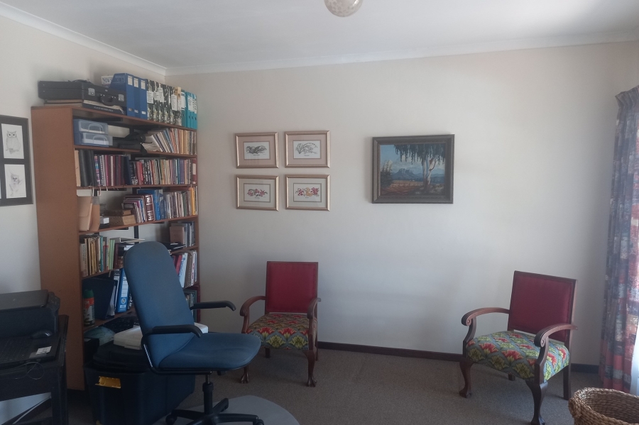 3 Bedroom Property for Sale in Roylglen Gardens Northern Cape